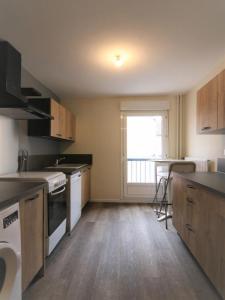Location Appartement 5 pices CHAUMONT 52000