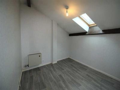 Location Appartement 5 pices CHAUMONT 52000