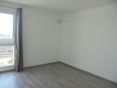 Location Appartement 2 pices ROCHETTE 77000