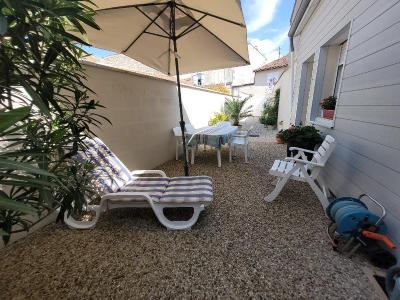 Vente Maison 8 pices SAINT-JEAN-D'ANGELY 17400