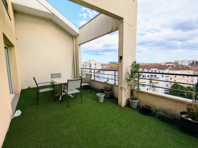 Vente Appartement 4 pices VILLEURBANNE 69100
