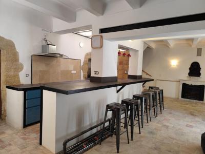 Vente Maison 8 pices LAURIS 84360