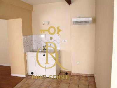 Location Appartement 2 pices COMMENTRY 03600