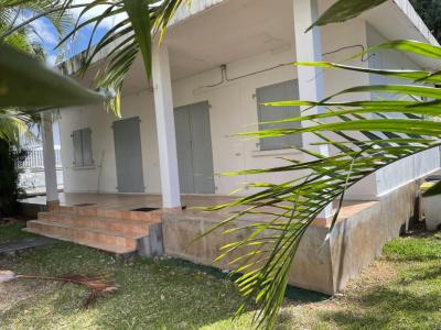 Location Maison 4 pices SAINTE-CLOTILDE 97490