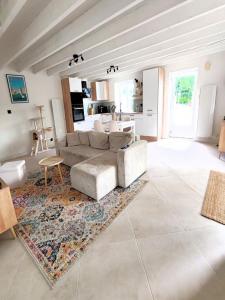 Vente Maison 4 pices FERRIERES 17170