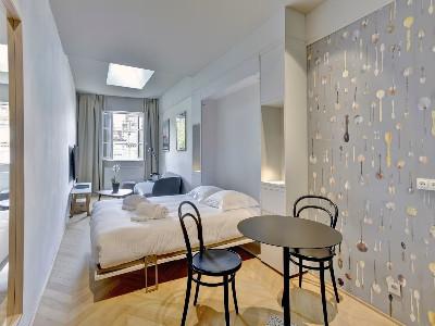 Location Appartement BORDEAUX 33800