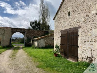 Vente Prestige CHAUVIGNY 86300
