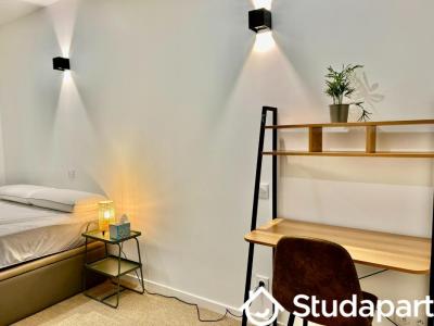 Location Appartement MONTREUIL 93100