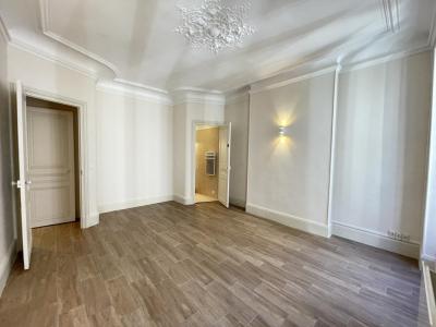 Location Appartement 4 pices MARSEILLE-2EME-ARRONDISSEMENT 13002