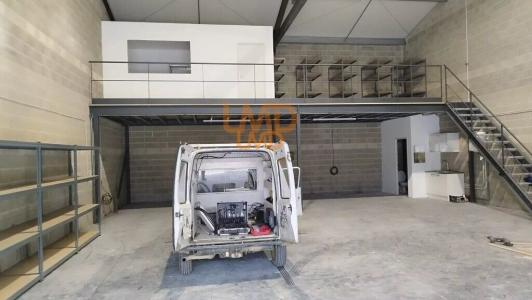 Location Parking ISLE-JOURDAIN 32600
