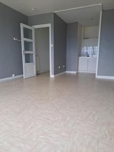 Location Appartement 2 pices CHAZELLES-SUR-LYON 42140