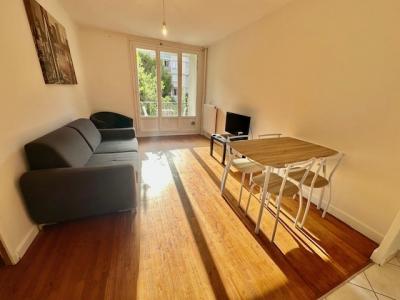 Location Appartement 4 pices VILLEURBANNE 69100