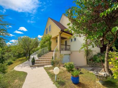 Vente Maison 8 pices FONTAINE-LES-DIJON 21121