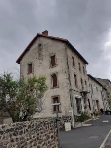 Vente Maison 12 pices LANDOS 43340