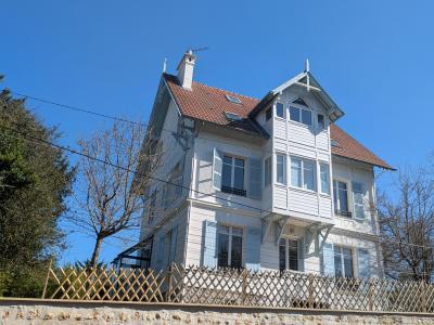 Vente Maison 9 pices MONTMORENCY 95160