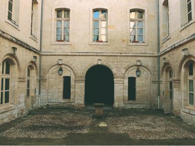 Location Appartement BEAUCAIRE 30300