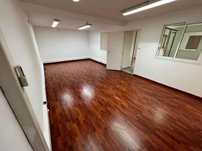 Vente Maison 8 pices POSSESSION 97419