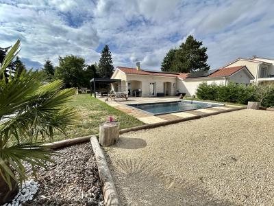 Vente Maison 5 pices SAINT-JUST-MALMONT 43240