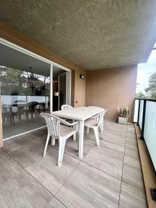 Vente Appartement 3 pices GARONS 30128
