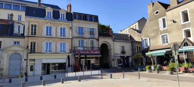 Location Local commercial NEVERS 58000
