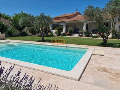 Vente Maison 6 pices ISLE-SUR-LA-SORGUE 84800