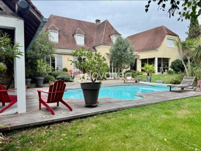 Vente Maison 8 pices PAU 64000