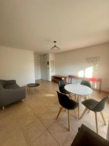 Location Appartement 2 pices SALON-DE-PROVENCE 13300