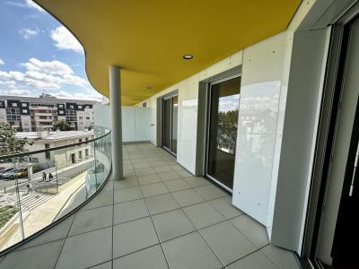 Location Appartement 3 pices SURESNES 92150