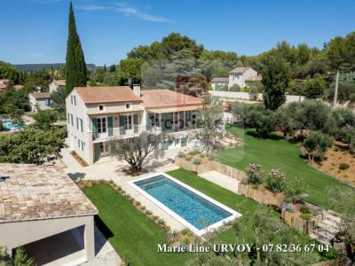 Vente Maison 8 pices MAUSSANE-LES-ALPILLES 13520
