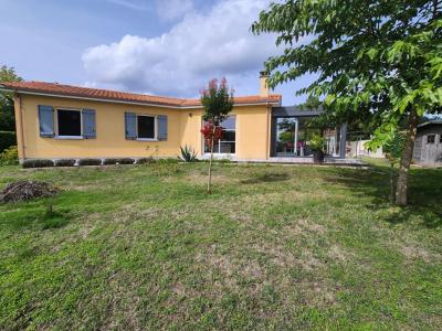 Vente Maison 4 pices SAINT-SAVIN 33920