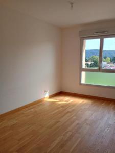 Location Appartement 3 pices LAGNIEU 01150