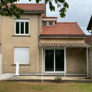Vente Maison 5 pi�ces ARTHES 81160