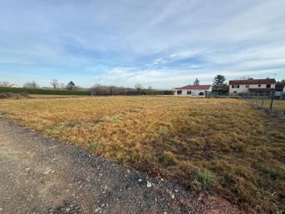 Vente Terrain VENDAT 03110