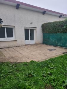 Location Appartement 2 pices SAINT-MEDARD-EN-FOREZ 42330