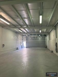 Location Commerce CHAMBERY 73000