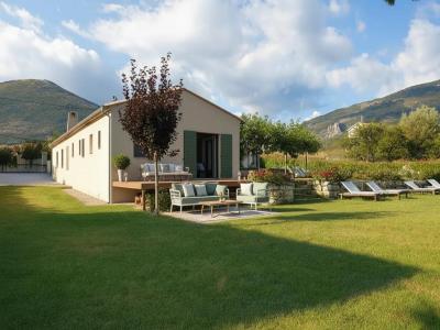 Vente Maison 4 pices ROQUE-ESCLAPON 83840