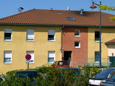 Location Appartement 3 pices BUSSIERES 42510