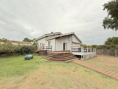 Location Maison 5 pices SAINT-SAVIN 33920