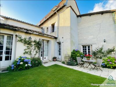 Vente Maison 7 pices MONTMOREAU-SAINT-CYBARD 16190