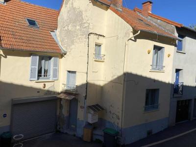 Vente Immeuble MONTAIGUT 63700