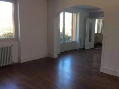 Location Appartement 4 pices VENISSIEUX 69200
