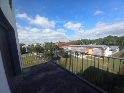 Location Appartement 4 pices BORDEAUX 33300