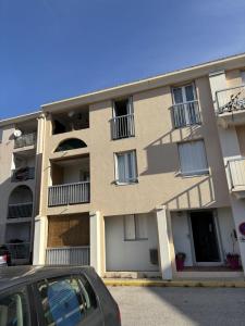 Location Appartement 6 pices TOULON 83000