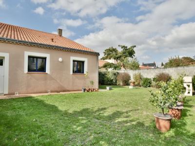 Vente Maison 9 pices CHOLET 49300