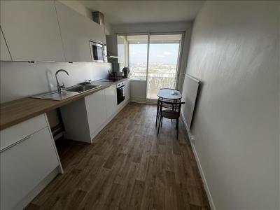 Location Appartement 5 pices SAINT-PRIEST 69800