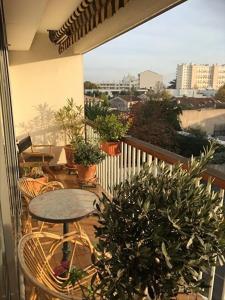 Location Appartement 4 pices BORDEAUX 33200