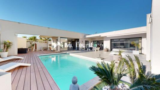 Vente Maison 5 pi�ces PEZILLA-LA-RIVIERE 66370