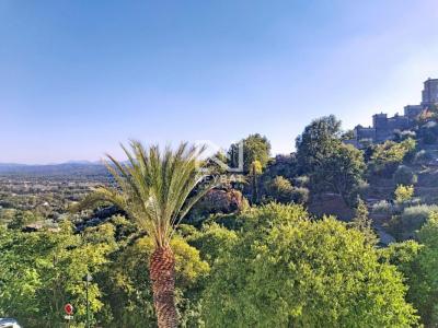 Vente Appartement 3 pices TOURRETTES 83440