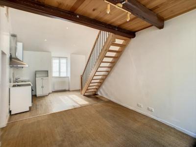 Location Maison 3 pices CHAMPEIX 63320