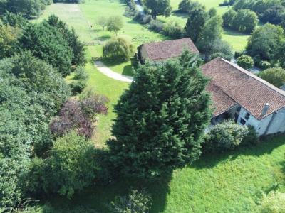 Vente Maison 5 pices CHAMPAGNE-MOUTON 16350